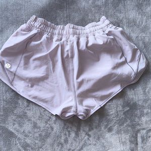 Lululemon Hotty Hot Short 2.5”